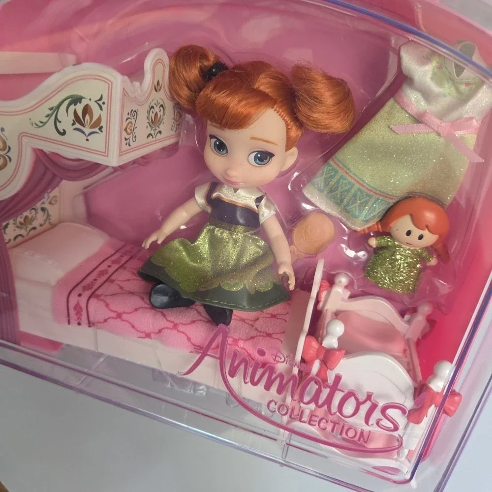Disney Store Animators Anna Frozen Mini Doll Playset NEW in carry case‎